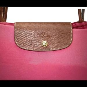 Longchamp md. trvl hndbag mlbr pink new w/tags $85